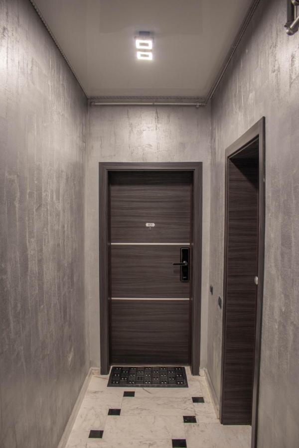 Yzza Apartament Navodari Exterior photo